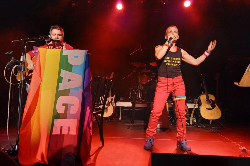 18.05.2026 - Betty Rossa & Kapelle 2 Betty Rossa & Kapelle / Bild unknown: Konzert Servas Sigi Maron 29.4.22