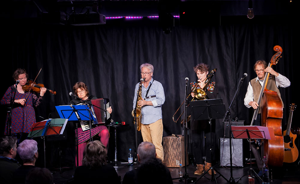 Maniya M im Heine-Club - Foto: Norbert Müller